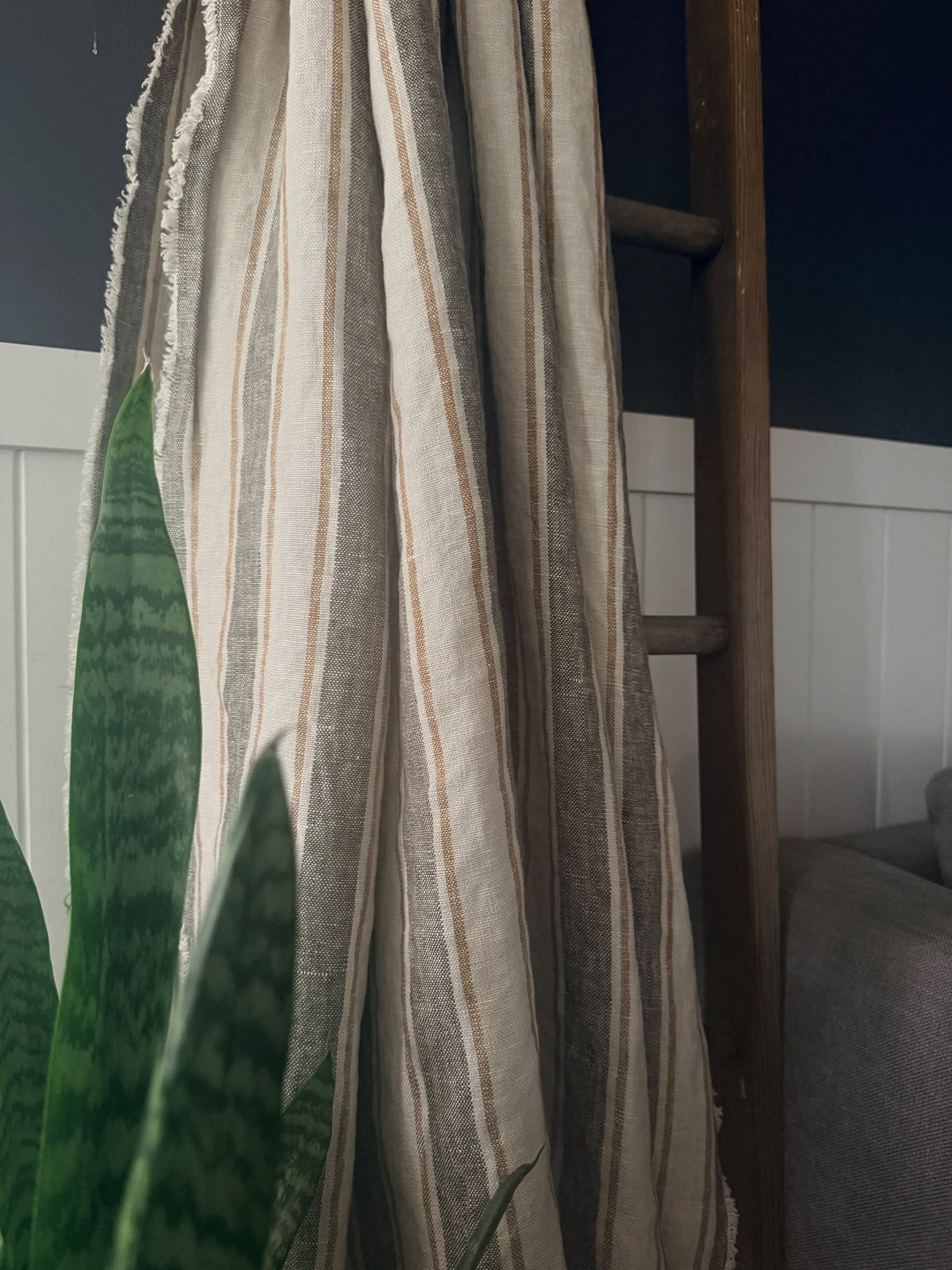 Marlow 100% French Linen Throw