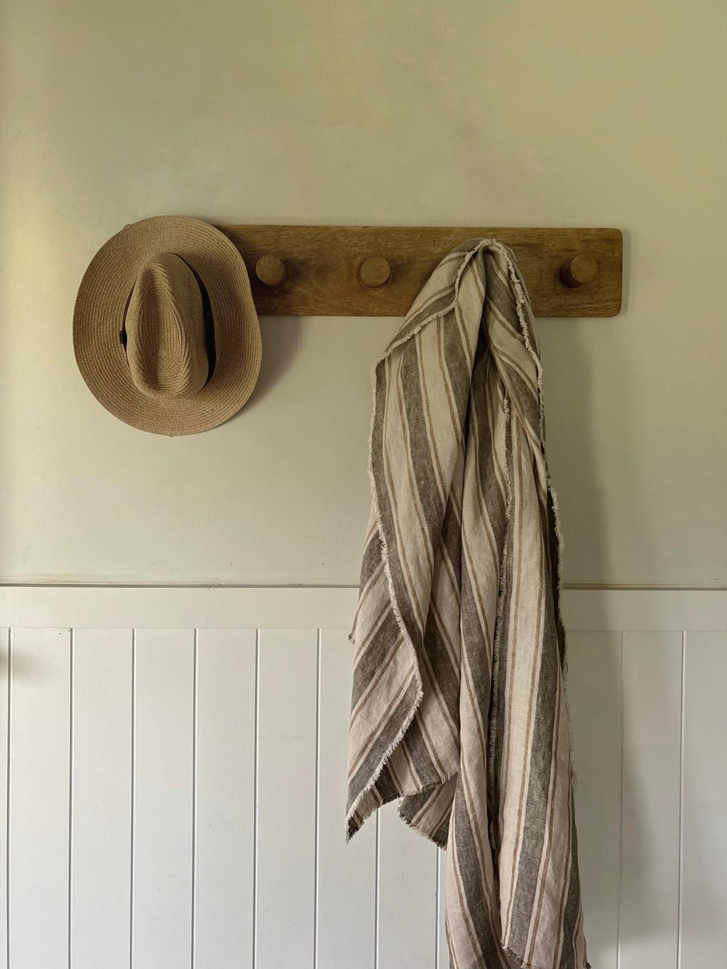 Marlow 100% French Linen Throw