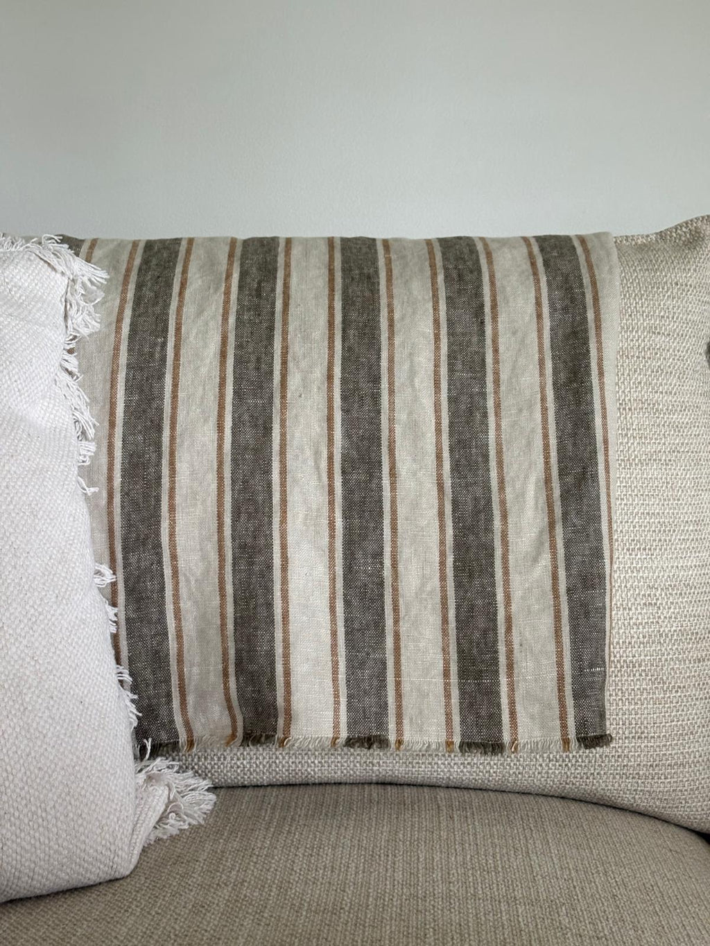 Marlow 100% French Linen Throw